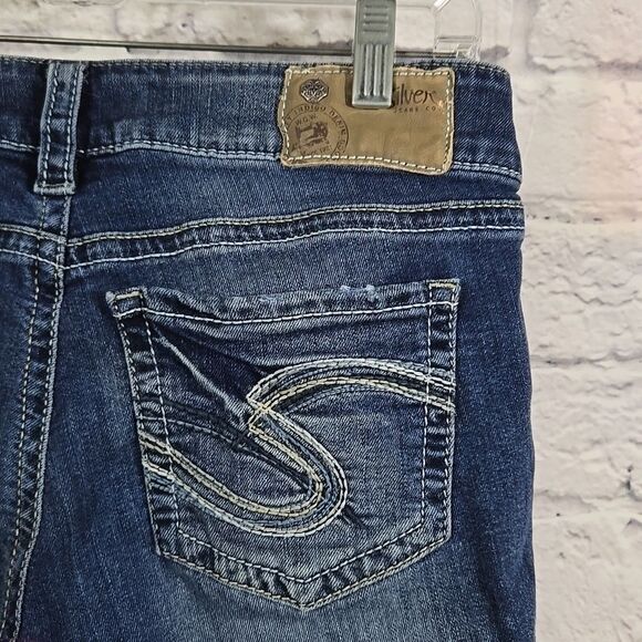 Silver Suki Mid Shorts Rolled Cuff Blue Jean Distressed Denim Women's 27 Small 4 - Picture 7 of 10